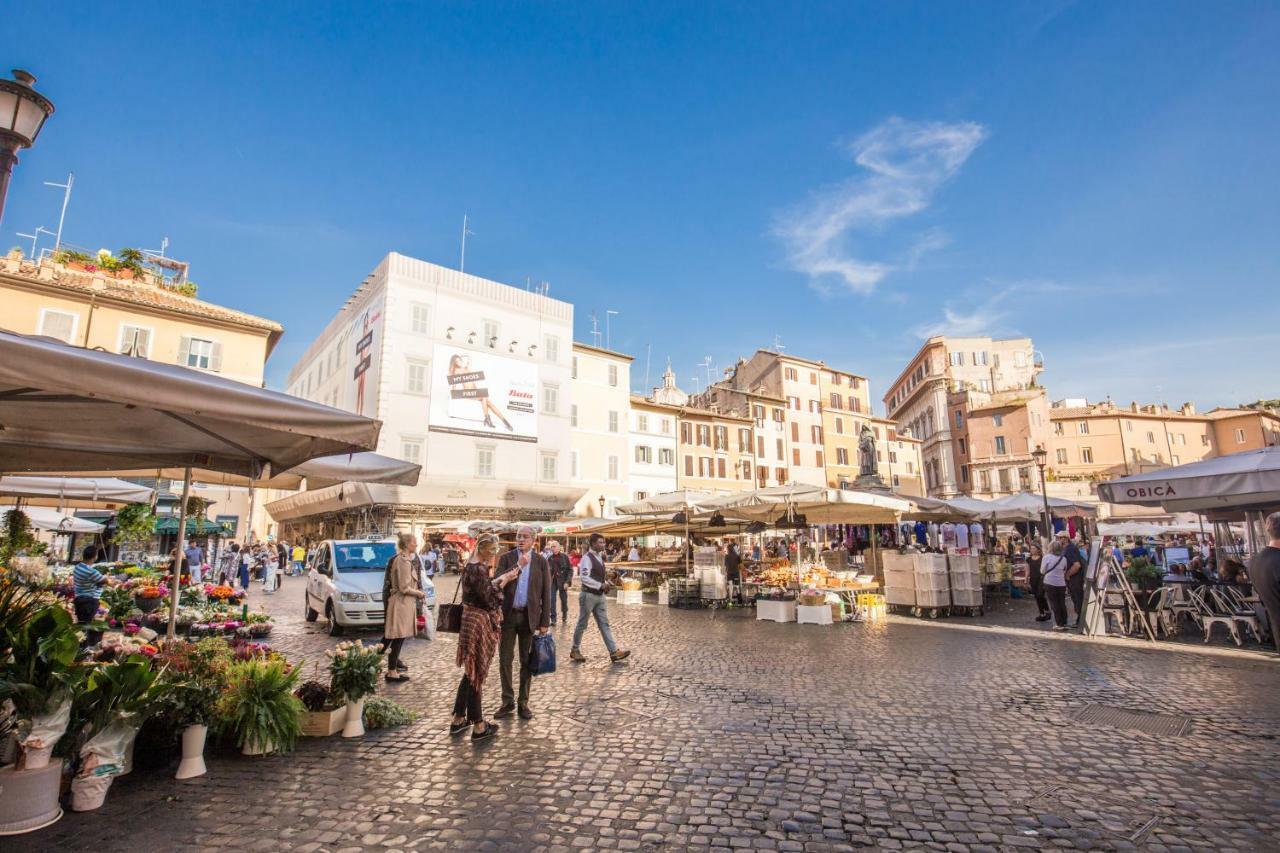 Amazing In Piazza Navona Villa Rome Bagian luar foto